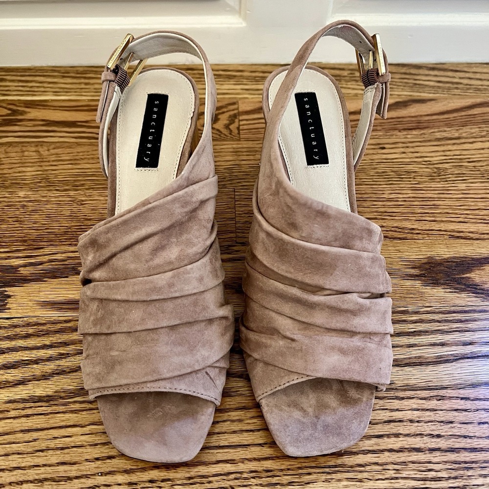 NWOB Sanctuary Regal Slouchy Asymmetric Suede Sandals In Desert Taupe Sz 9M